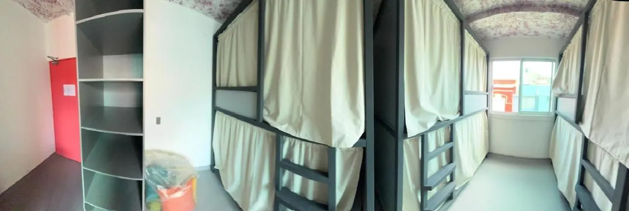 Hostel Nube Mia Guadalajara 0*,  México
